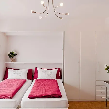 Double Room-2 By Interhome 公寓